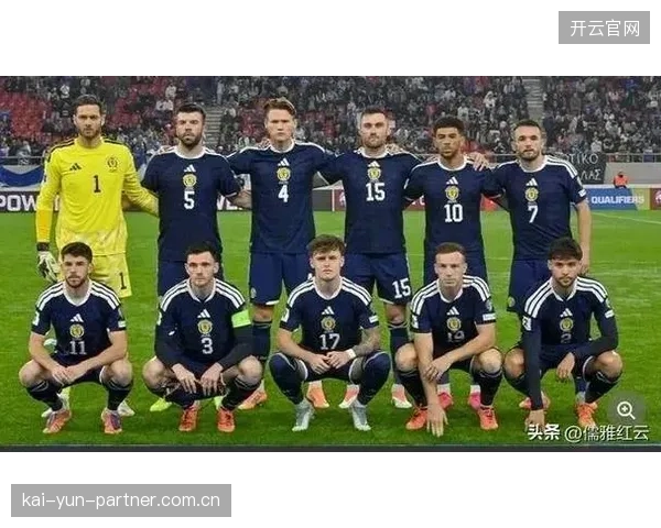 西班牙新生代中卫库巴西备受瞩目，其出球能力将丰富球队后场组织战术。